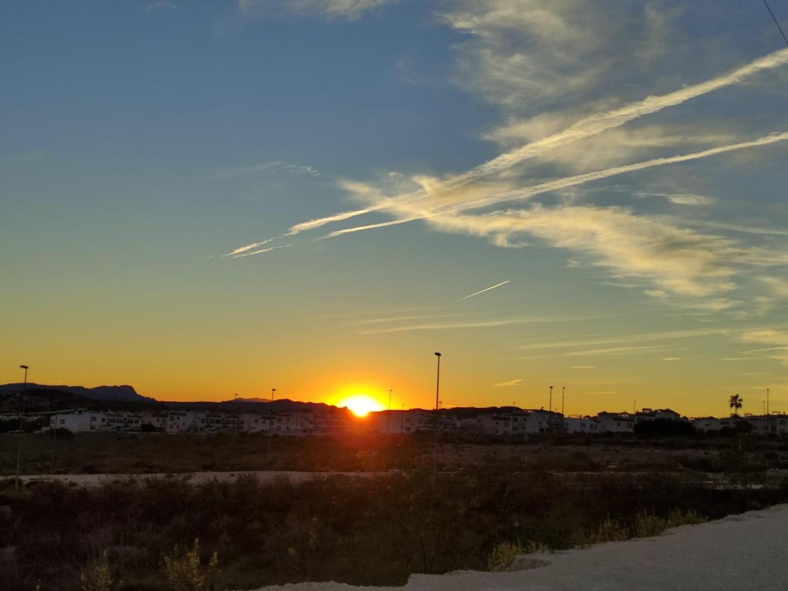 A Room With A Sun View Orihuela Bagian luar foto